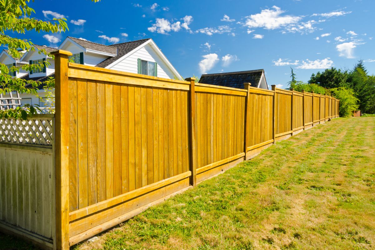 How to Build a Fence on a Slope in Minnesota?
